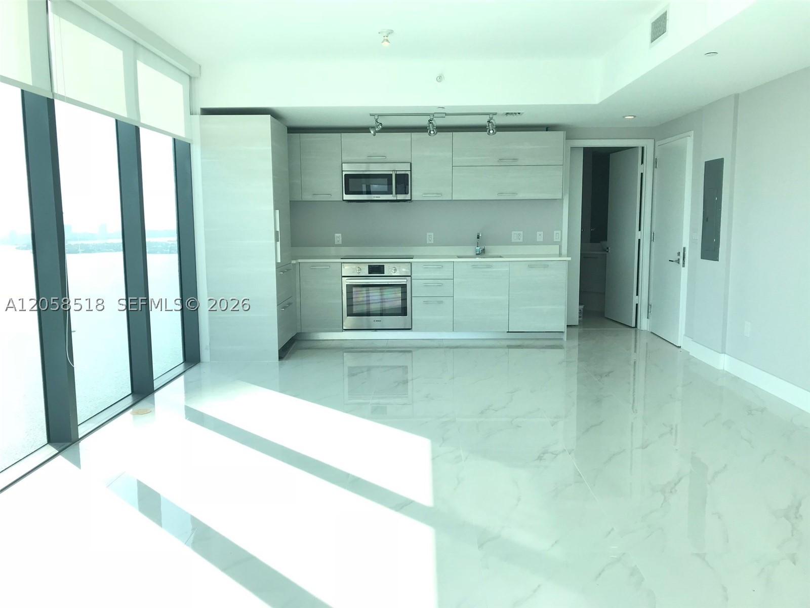 650 NE 32nd St #4508, Miami FL 33137