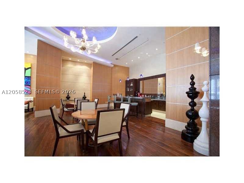 244 BISCAYNE BL #250, Miami FL 33132