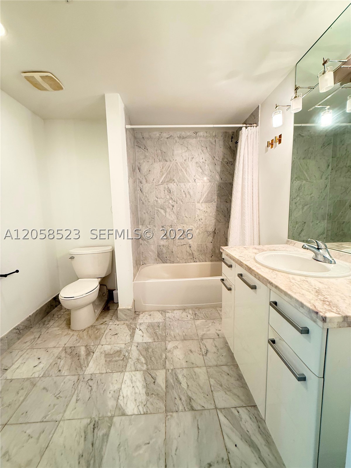 244 BISCAYNE BL #250, Miami FL 33132