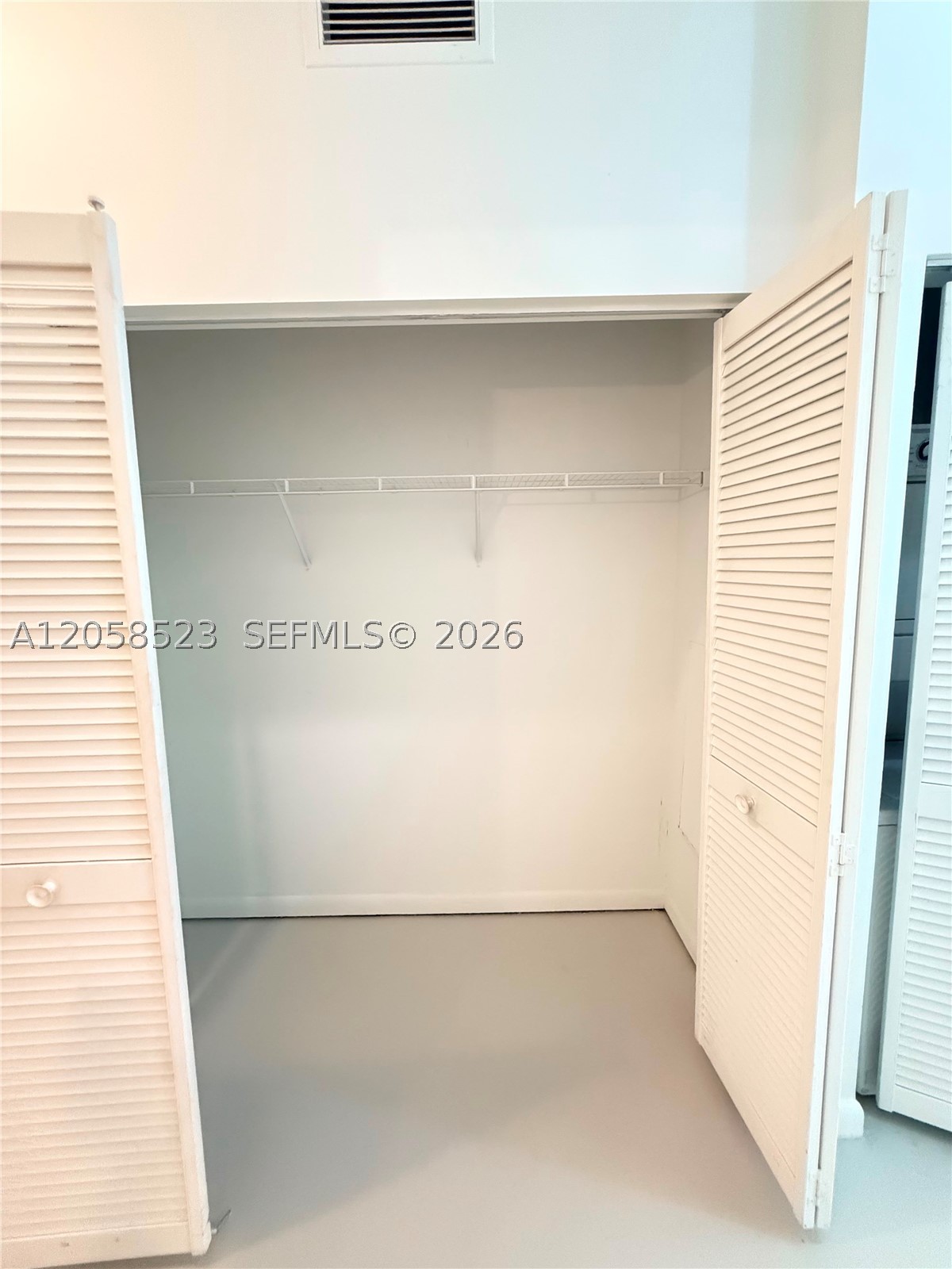 244 BISCAYNE BL #250, Miami FL 33132