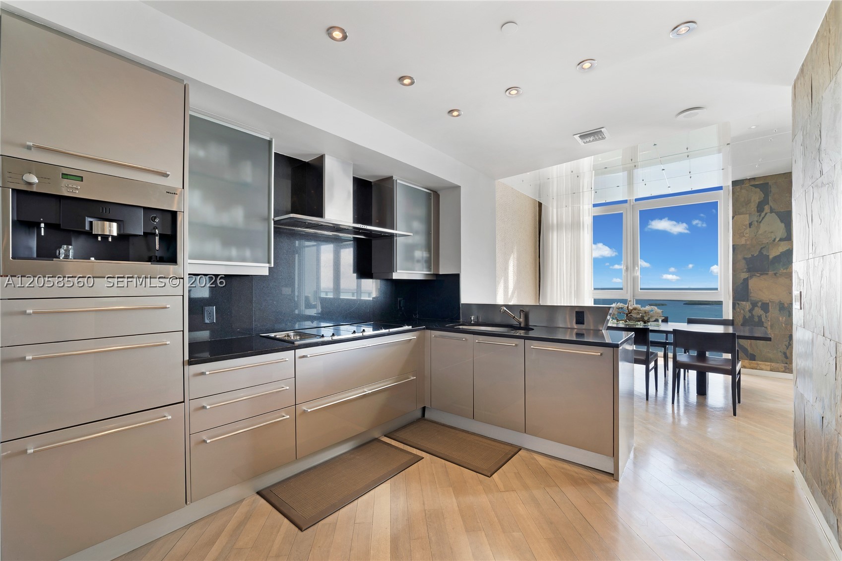 1331 Brickell Bay Dr #PH4605, Miami FL 33131