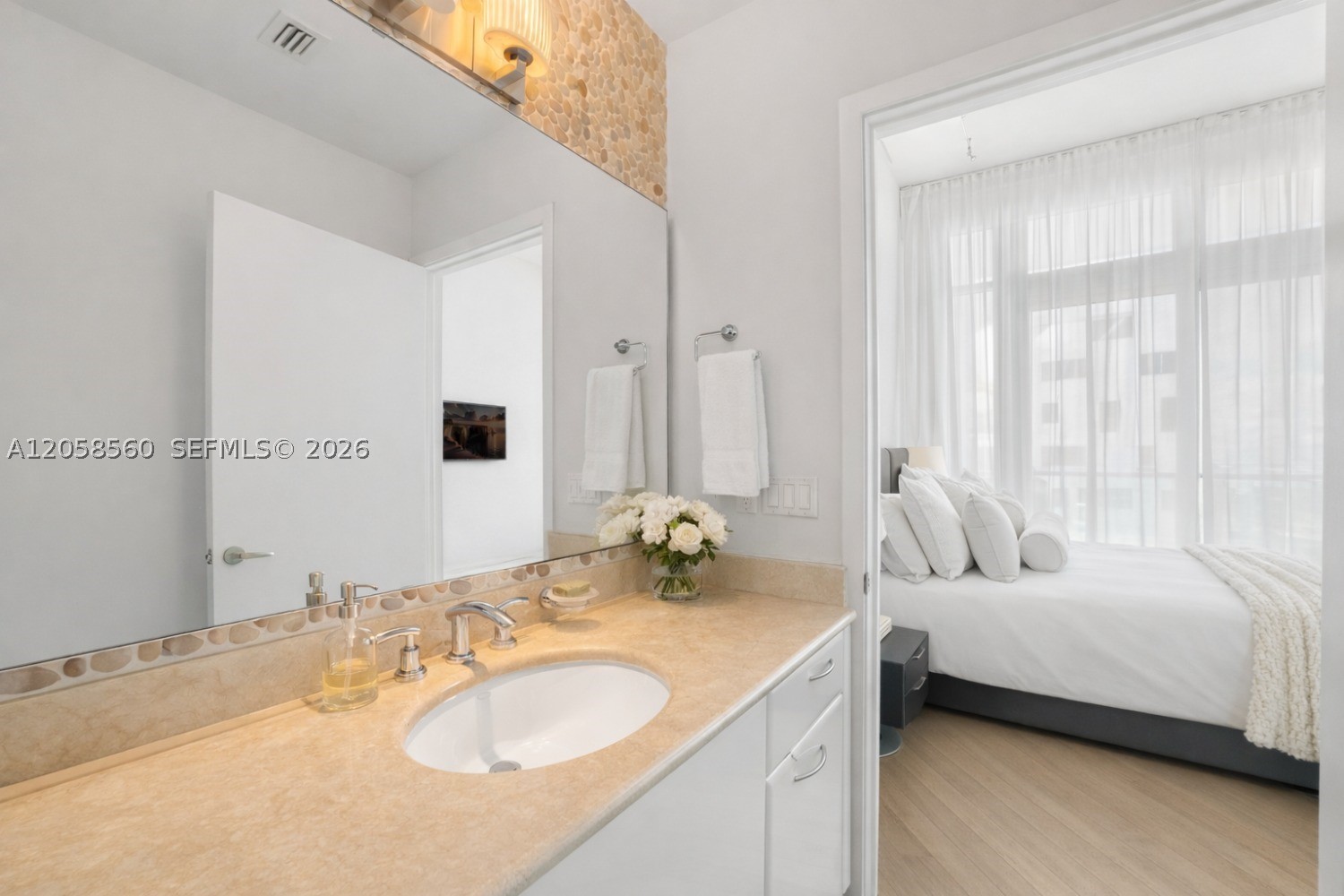 1331 Brickell Bay Dr #PH4605, Miami FL 33131
