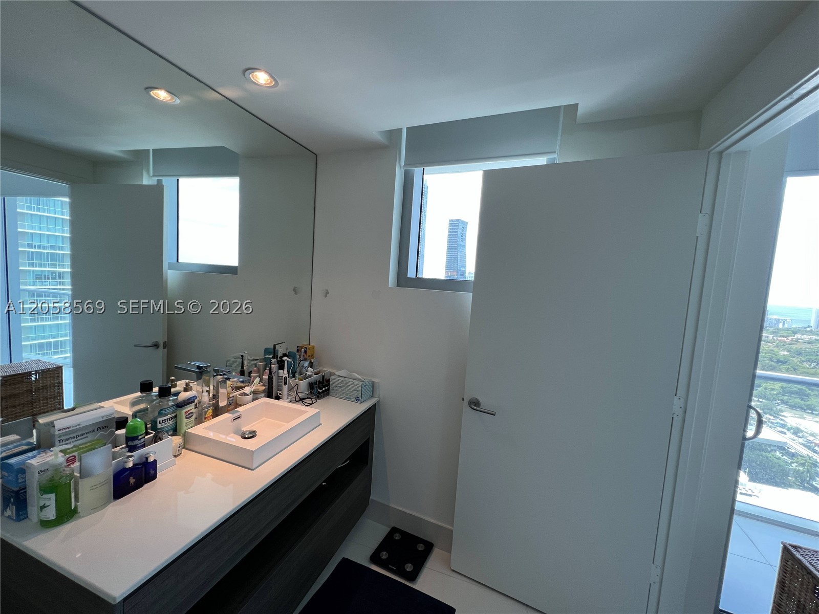 1100 S Miami Ave #2904, Miami FL 33130