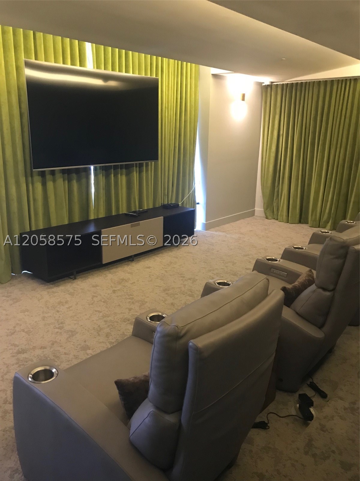 488 NE 18th St #1701, Miami FL 33132