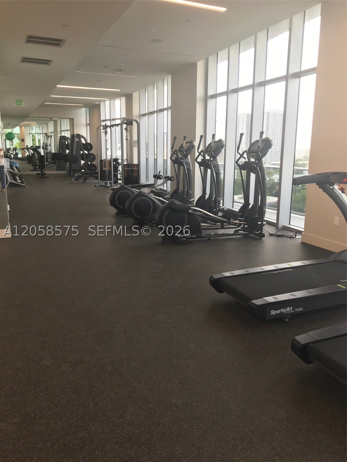 488 NE 18th St #1701, Miami FL 33132