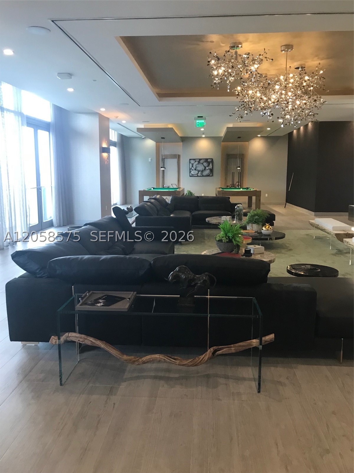 488 NE 18th St #1701, Miami FL 33132