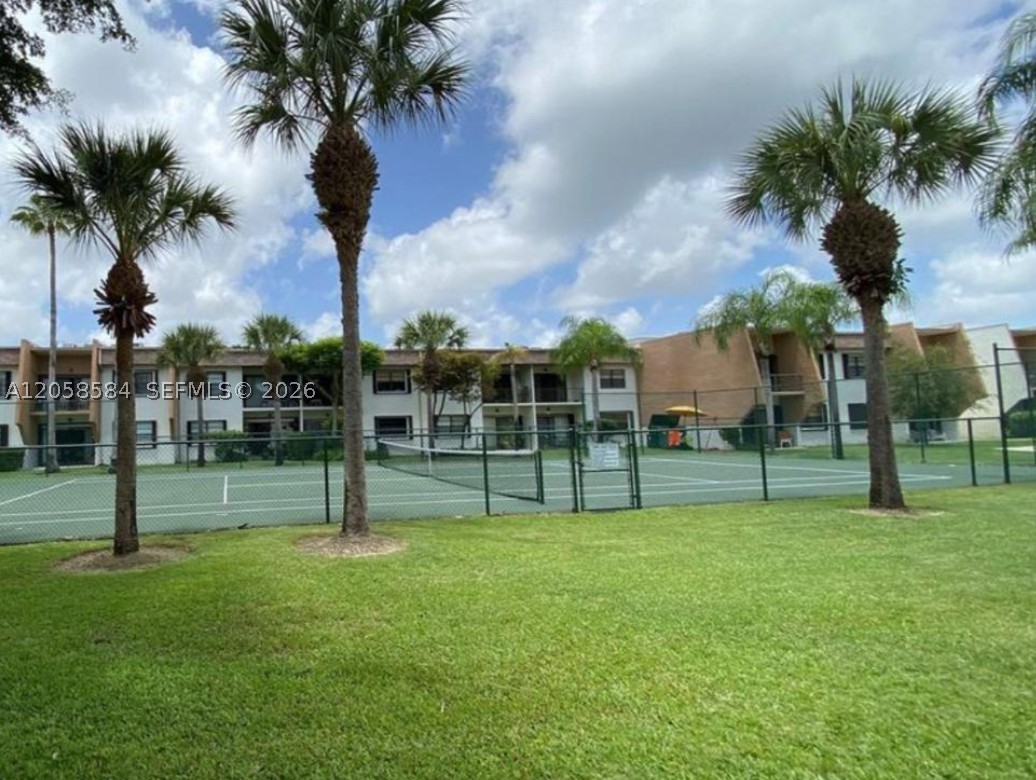 8261 SW 128 St #211, Pinecrest FL 33156