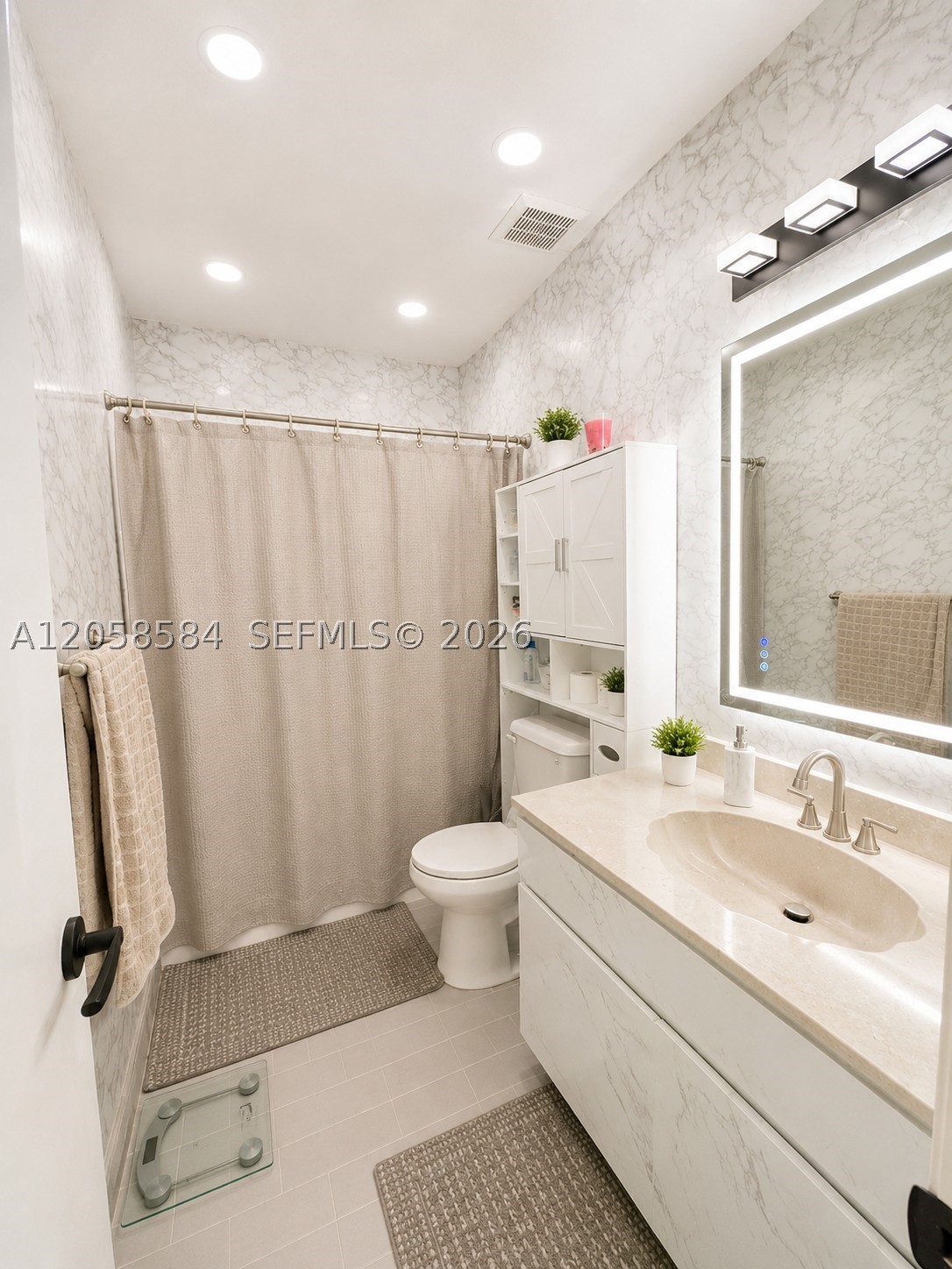 8261 SW 128 St #211, Pinecrest FL 33156