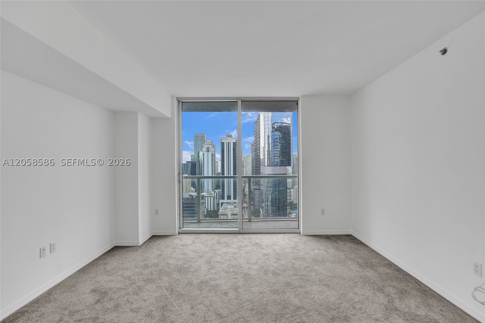 55 SE 6th St #3604, Miami FL 33131
