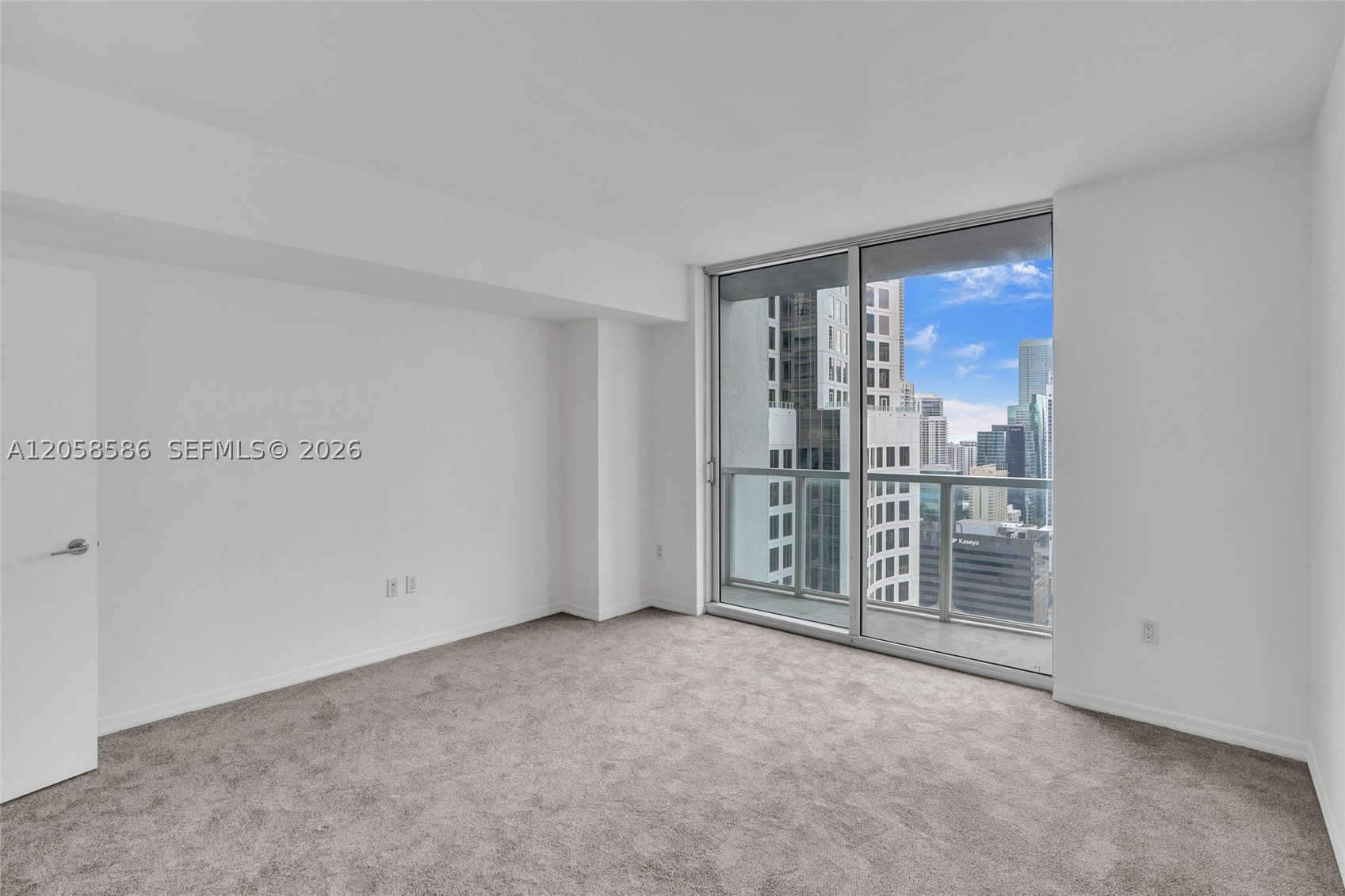 55 SE 6th St #3604, Miami FL 33131