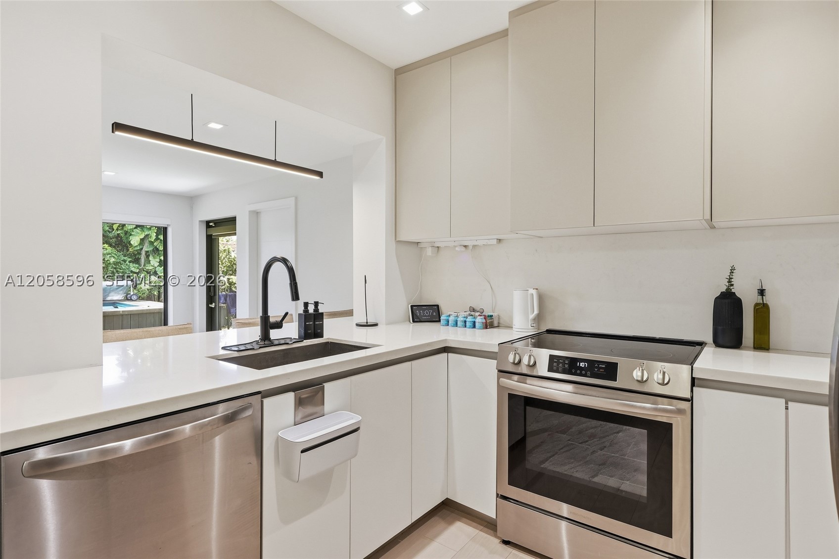 6321 SW 21st St, Miami FL 33155
