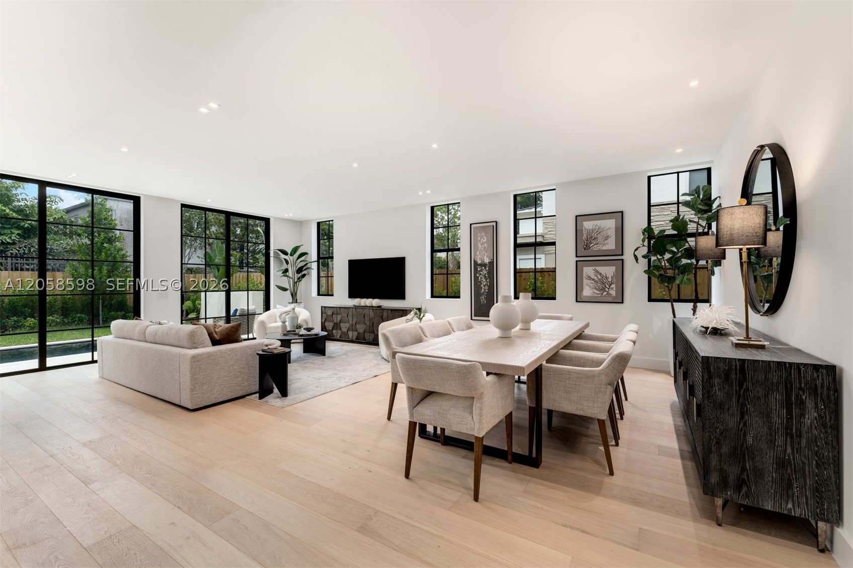 3352 Charles Ave, Miami FL 33133