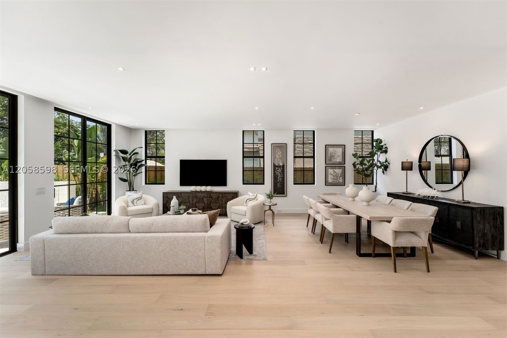 3352 Charles Ave, Miami FL 33133