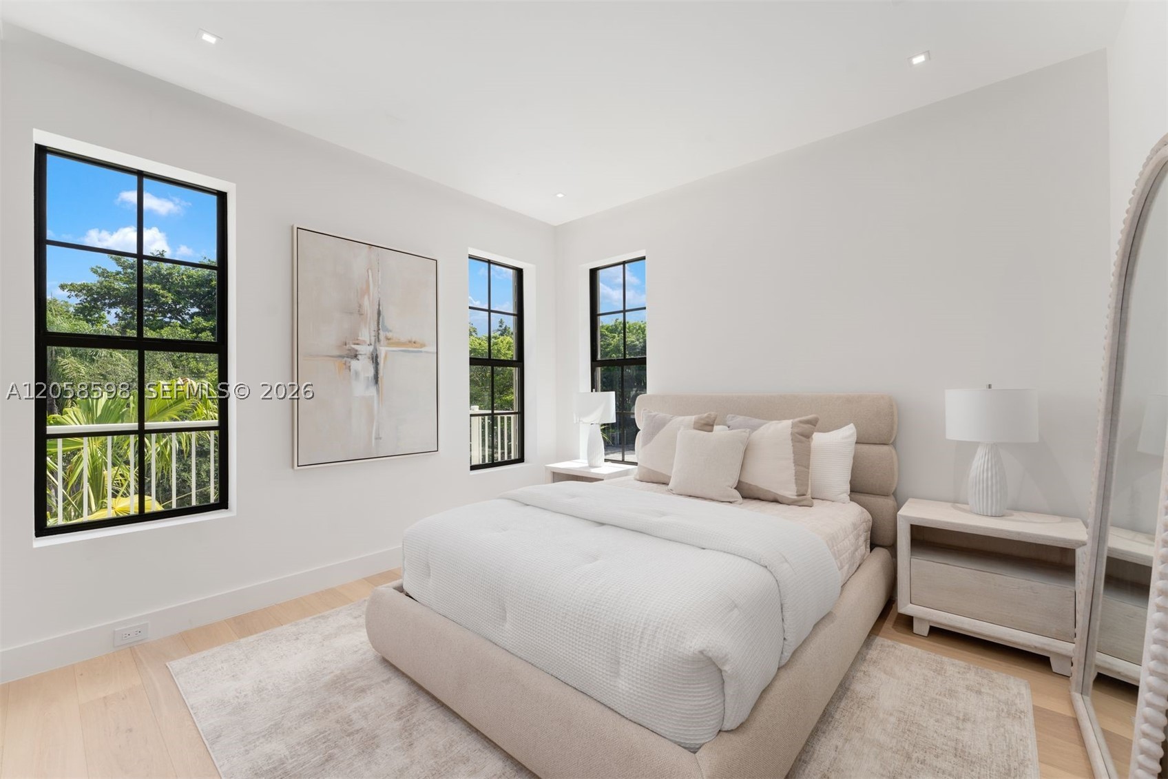 3352 Charles Ave, Miami FL 33133