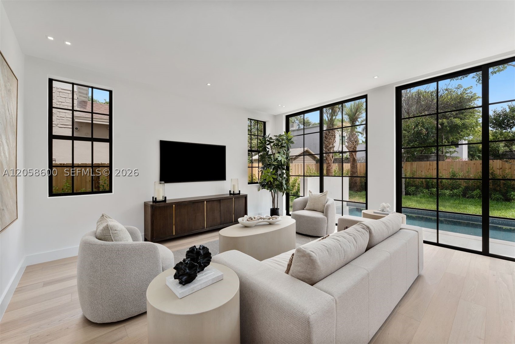 3372 Charles Ave, Miami FL 33133