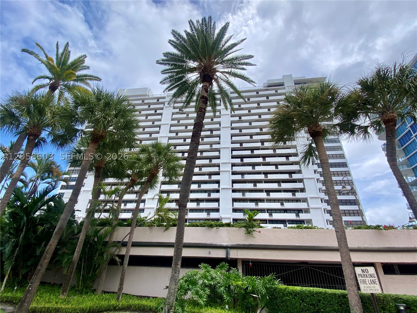 936 Intracoastal Drive #19H, Fort Lauderdale FL 33304