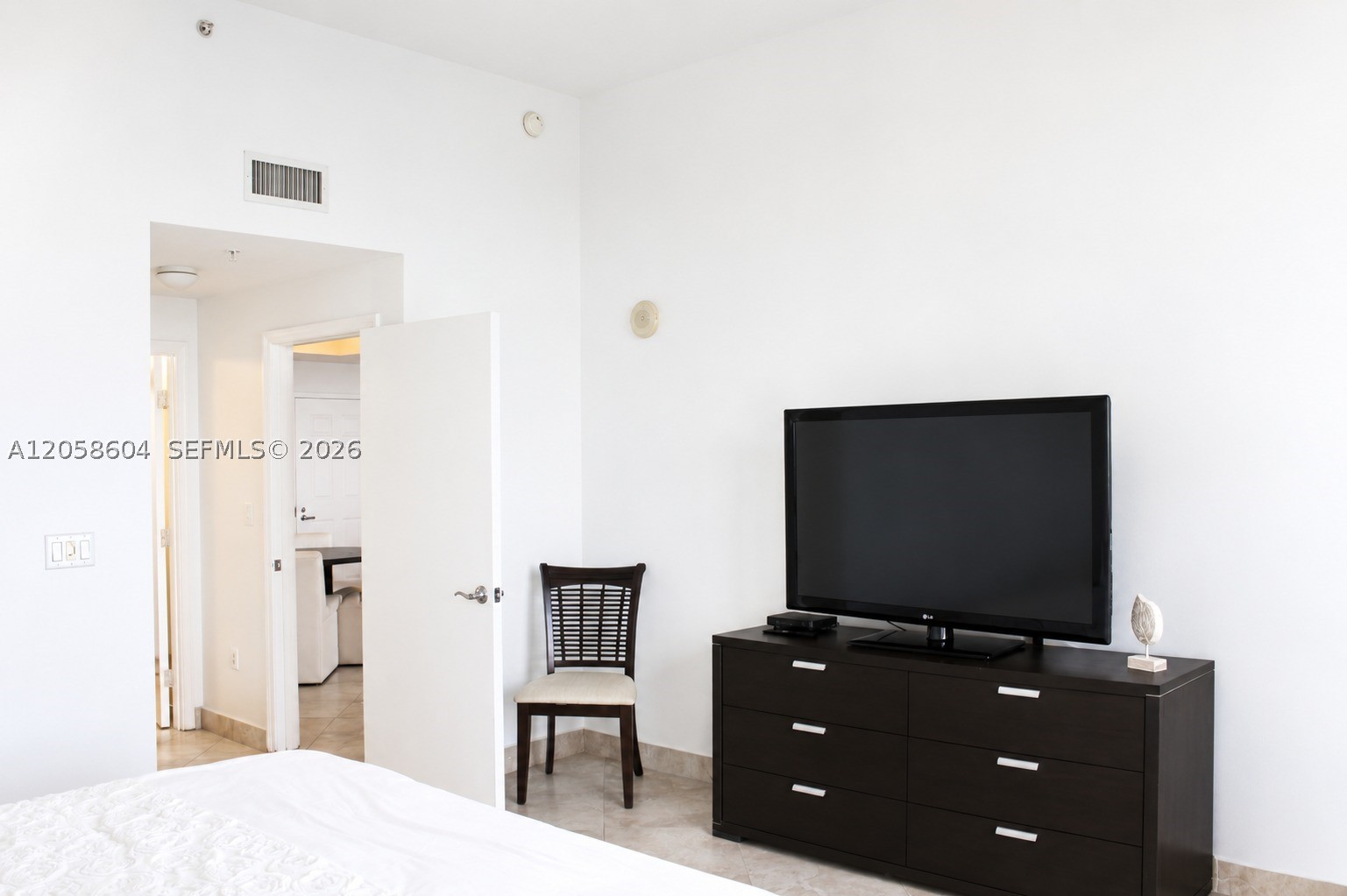 16699 Collins Ave #1003, Sunny Isles Beach FL 33160