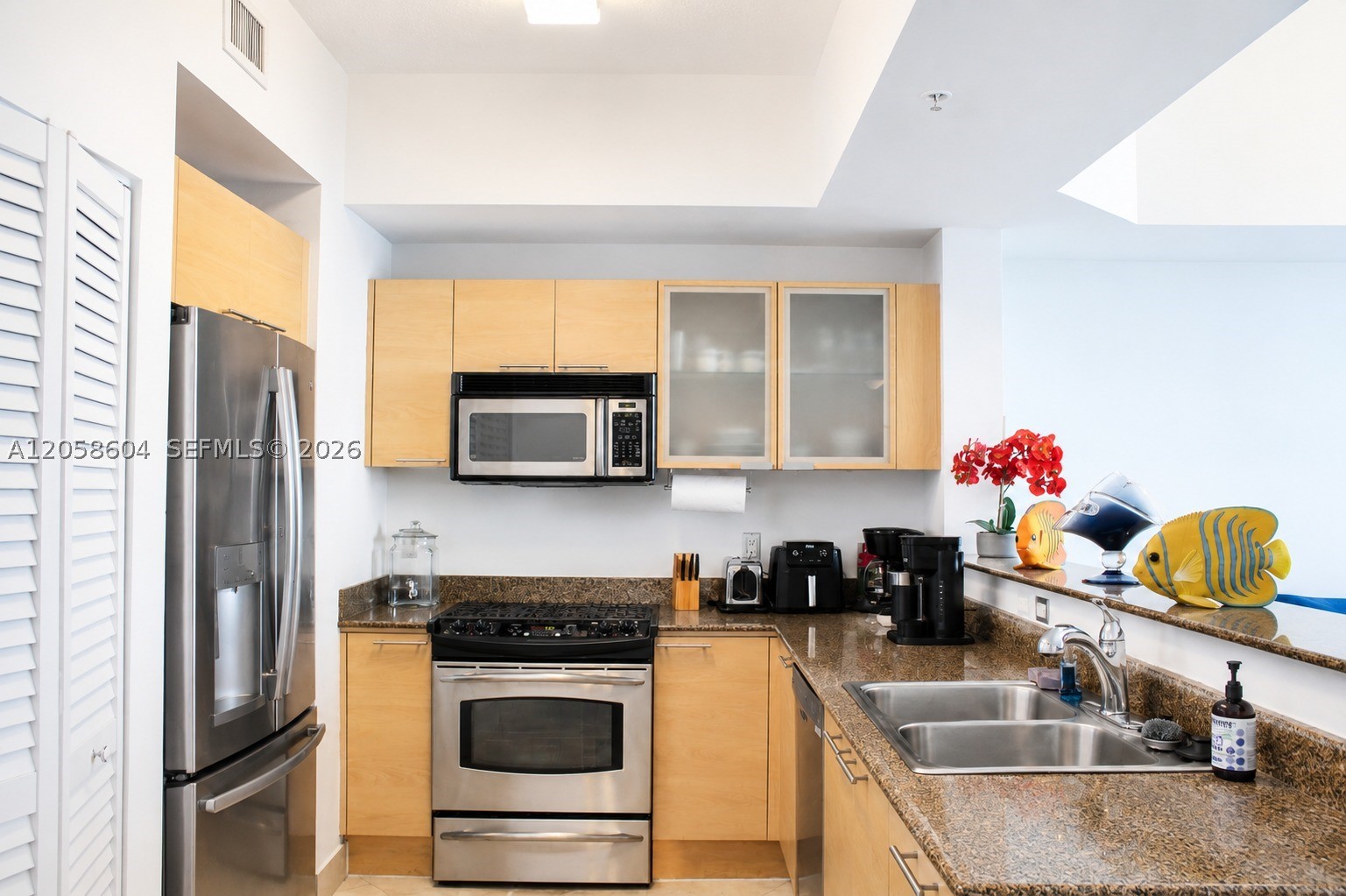 16699 Collins Ave #1003, Sunny Isles Beach FL 33160