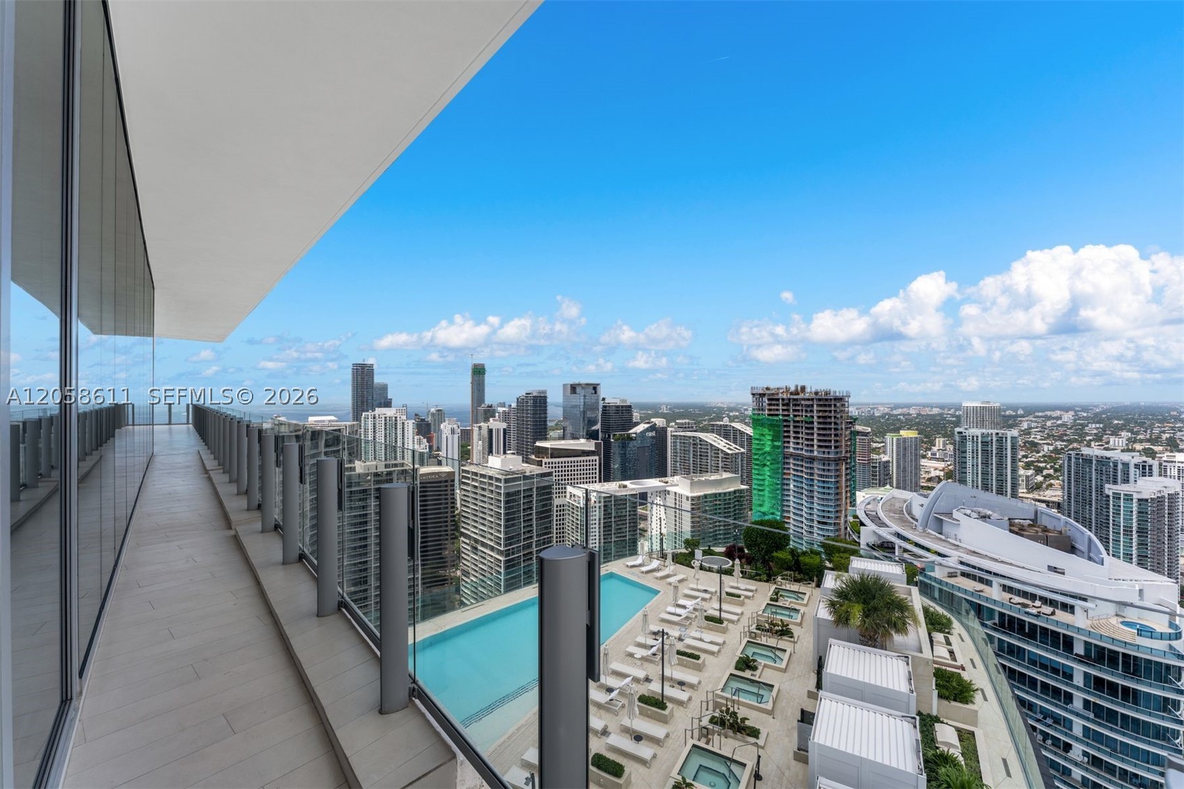 300 Biscayne Boulevard Way #5801C, Miami FL 33131