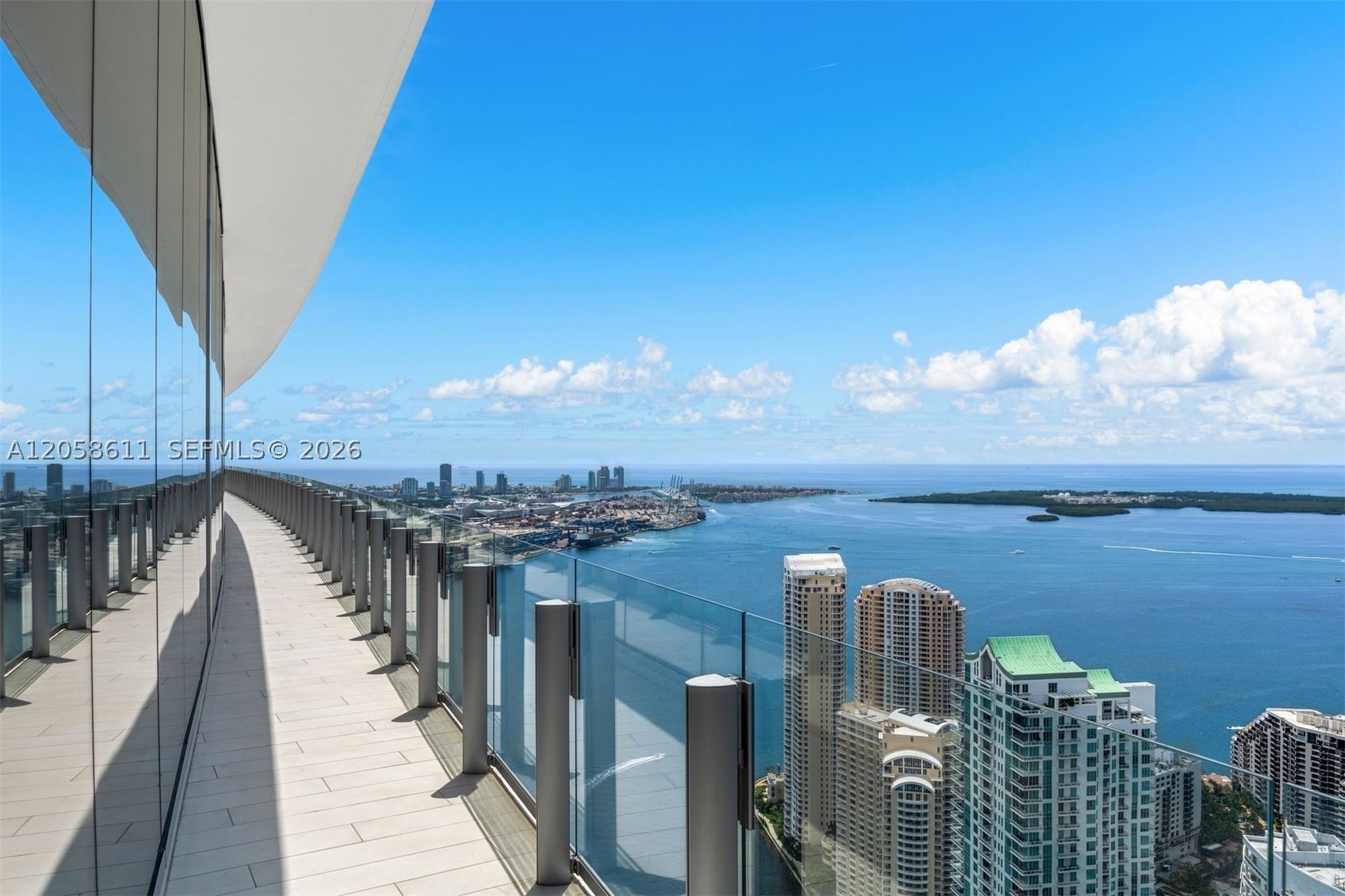 300 Biscayne Boulevard Way #5801C, Miami FL 33131