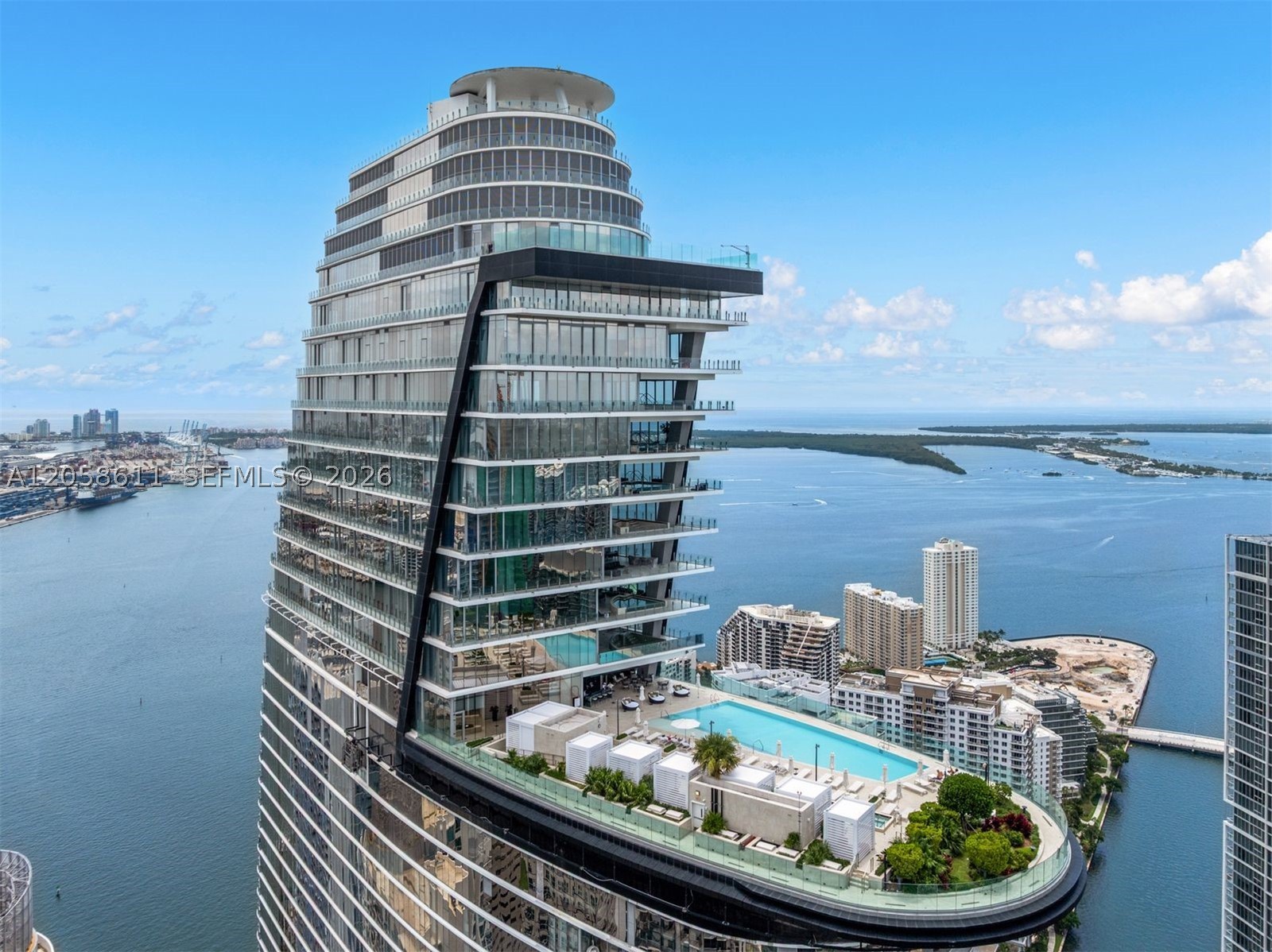 300 Biscayne Boulevard Way #5801C, Miami FL 33131