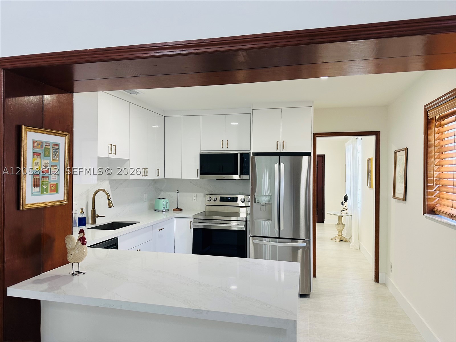 6401 SW 39th Ter, Miami FL 33155