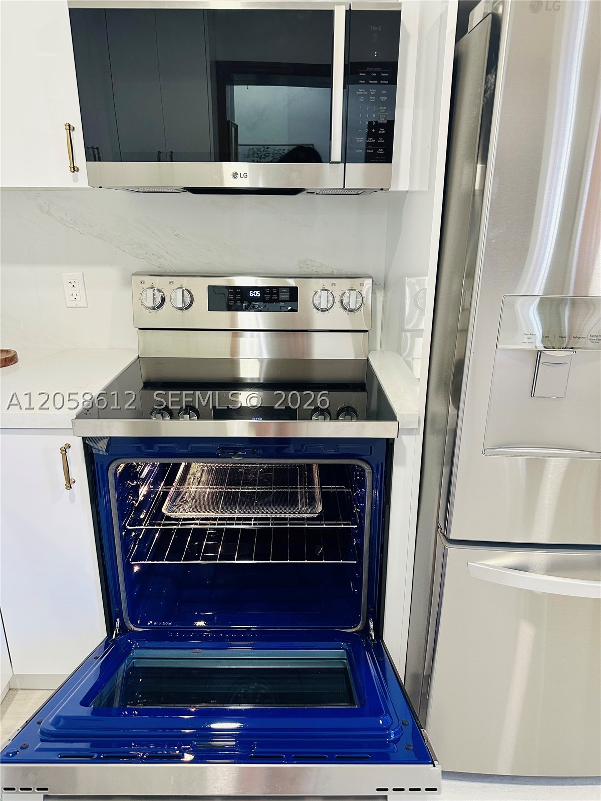 6401 SW 39th Ter, Miami FL 33155