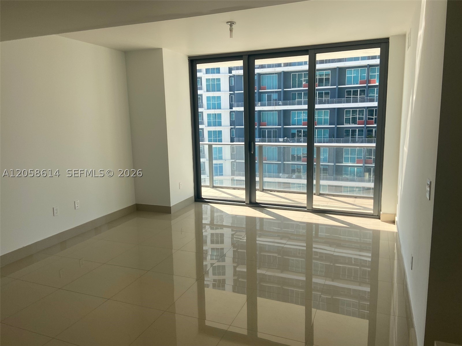 1300 S Miami Ave #2207, Miami FL 33130