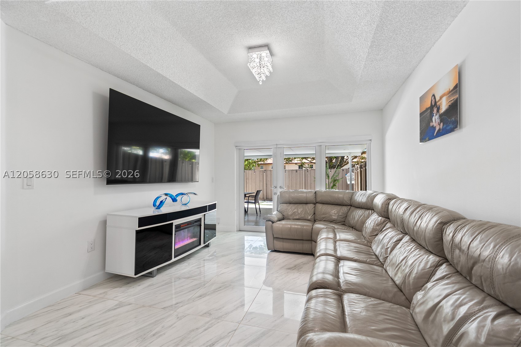 8842 SW 215th Ln #8842, Cutler Bay FL 33189