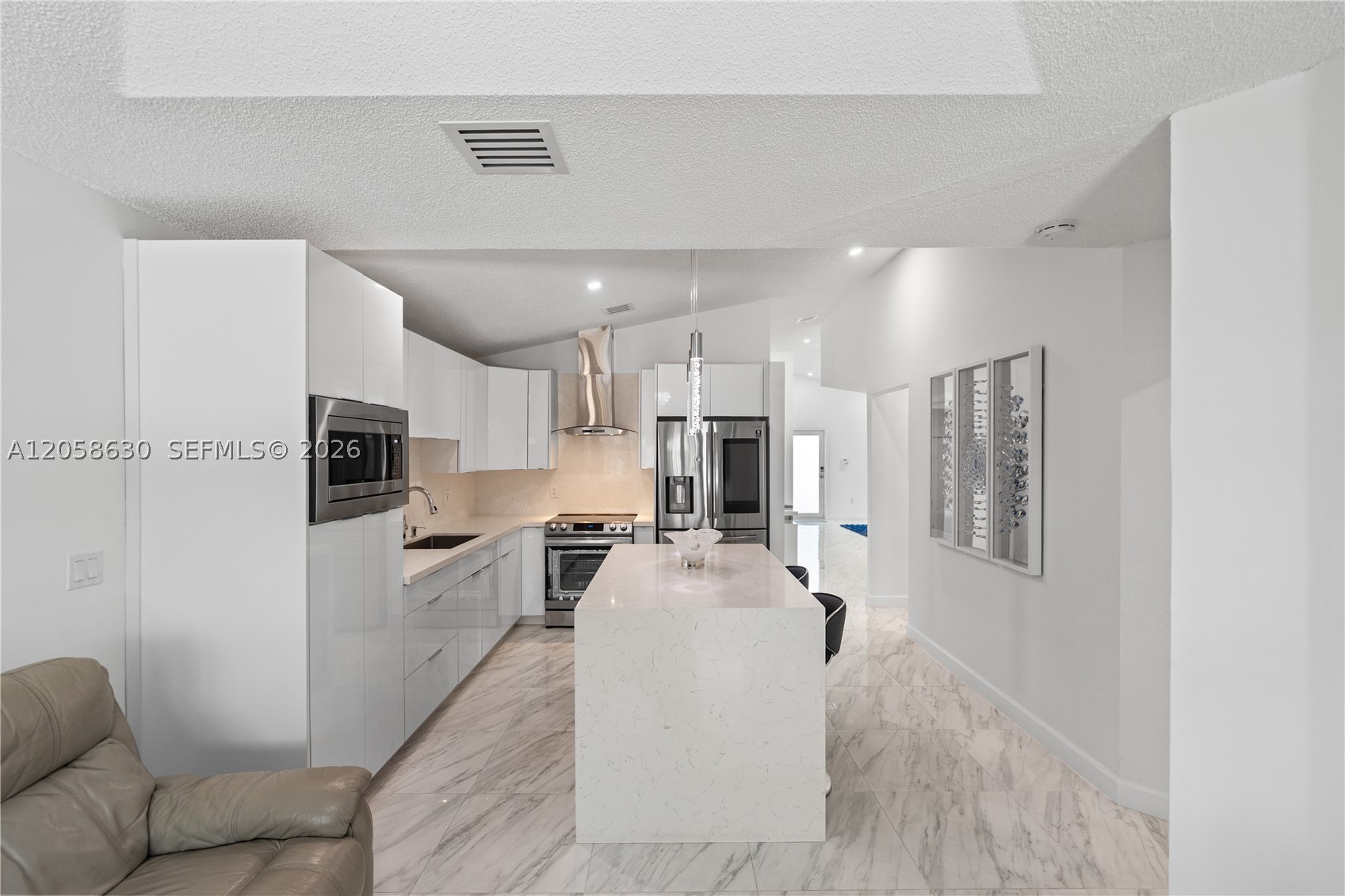 8842 SW 215th Ln #8842, Cutler Bay FL 33189