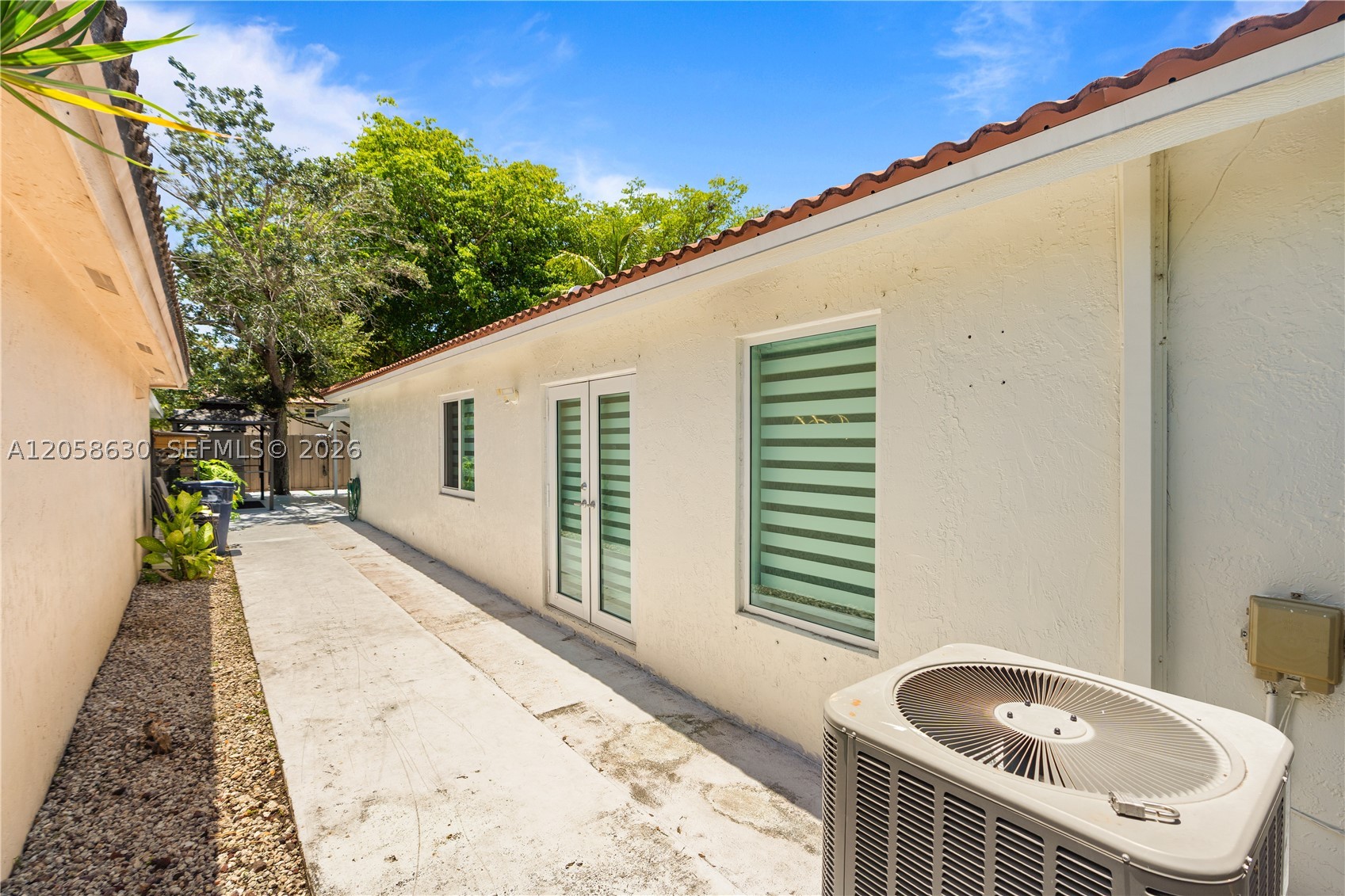 8842 SW 215th Ln #8842, Cutler Bay FL 33189