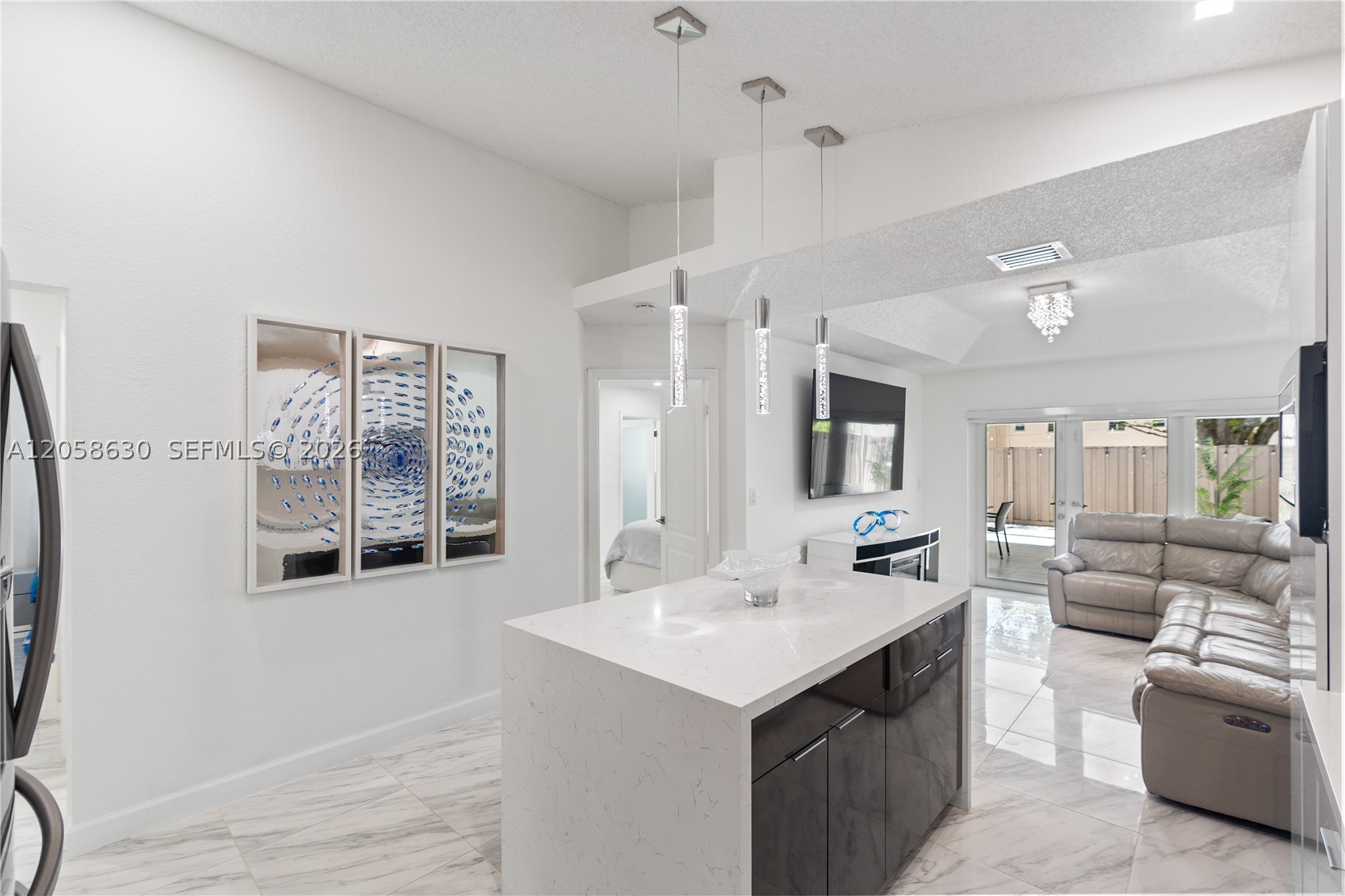 8842 SW 215th Ln #8842, Cutler Bay FL 33189