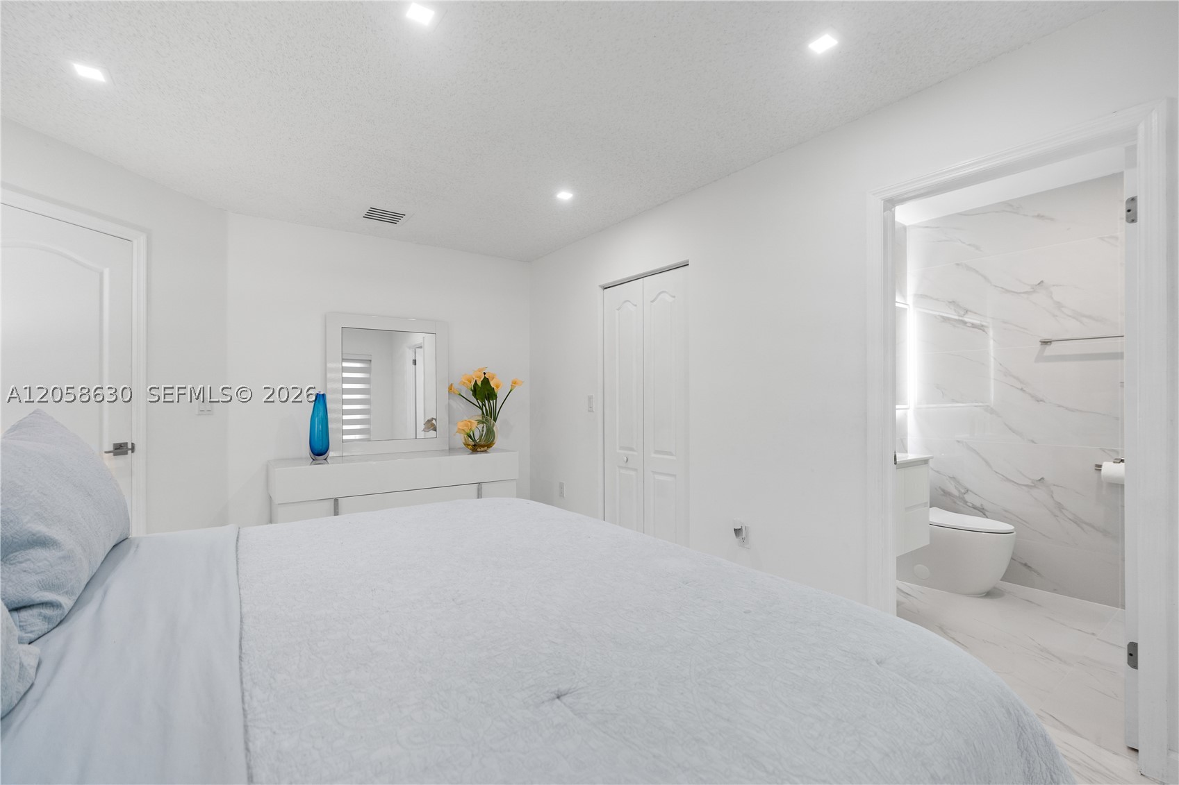 8842 SW 215th Ln #8842, Cutler Bay FL 33189