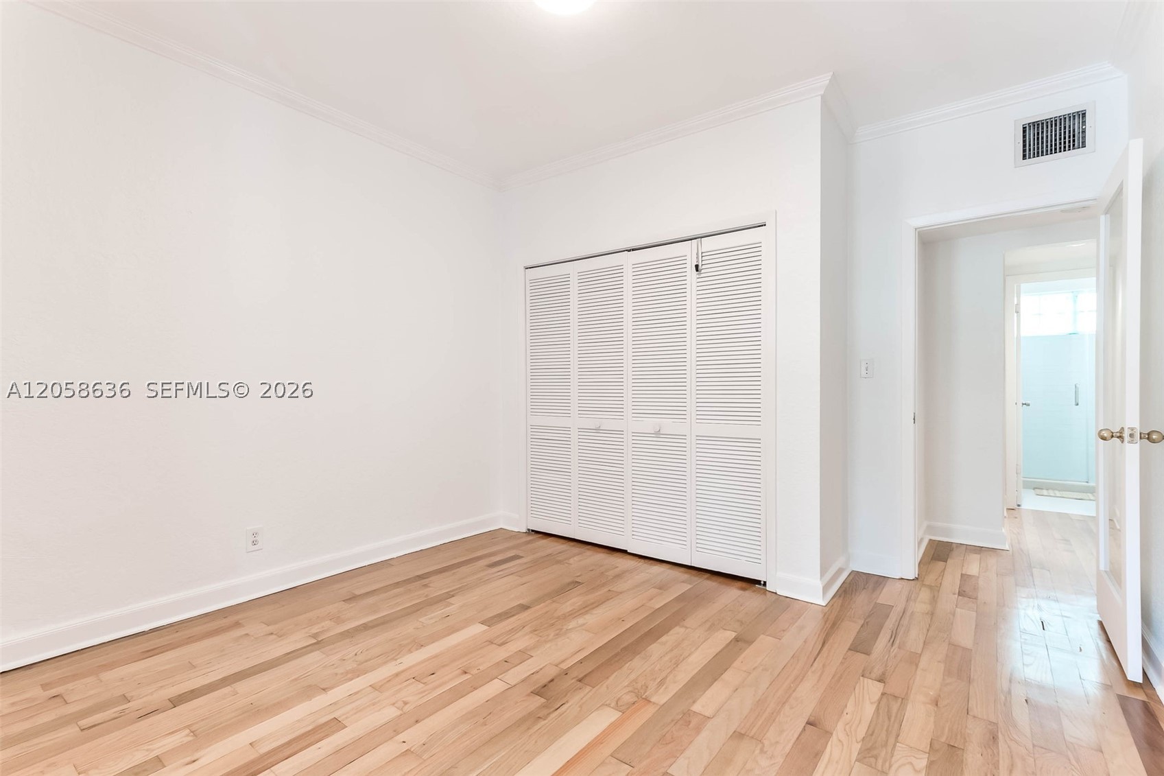 21 Madeira Ave #18, Coral Gables FL 33134