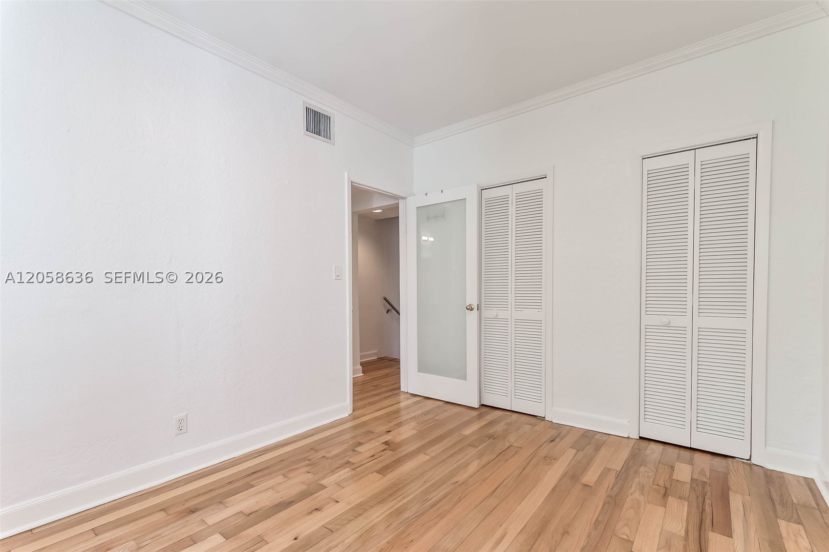 21 Madeira Ave #18, Coral Gables FL 33134