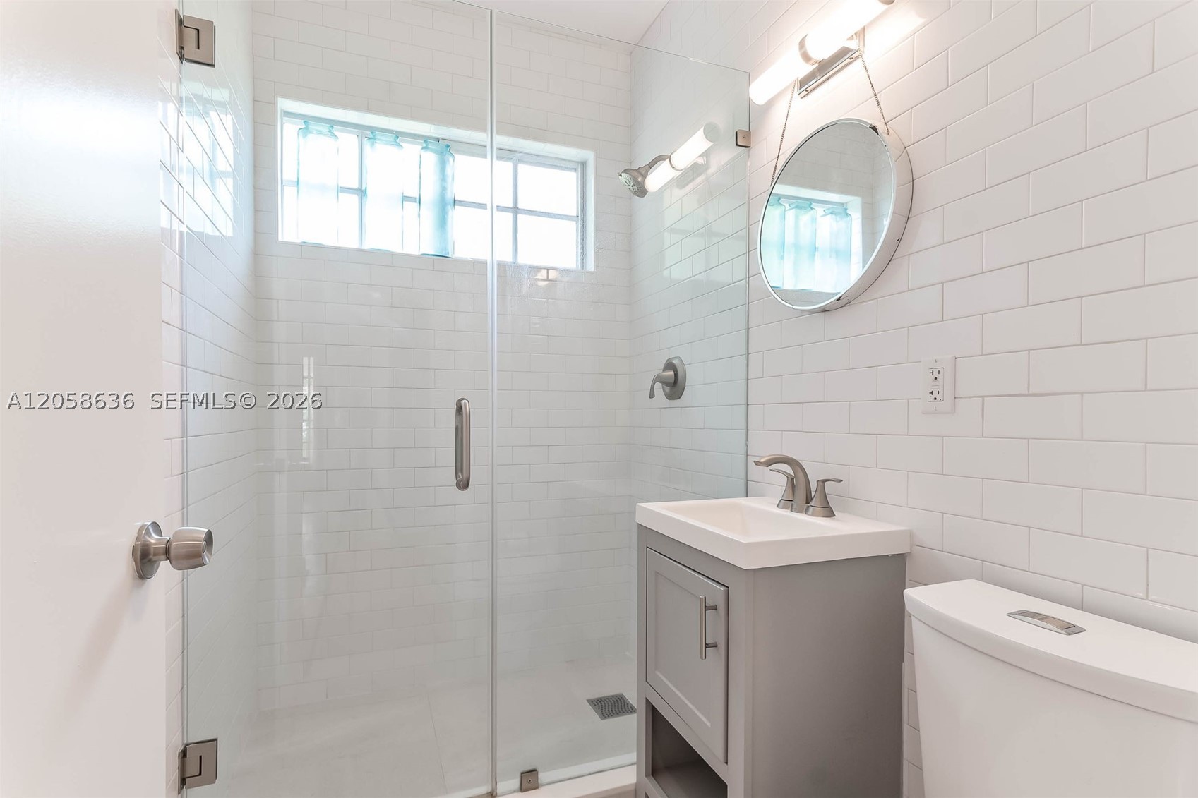 21 Madeira Ave #18, Coral Gables FL 33134