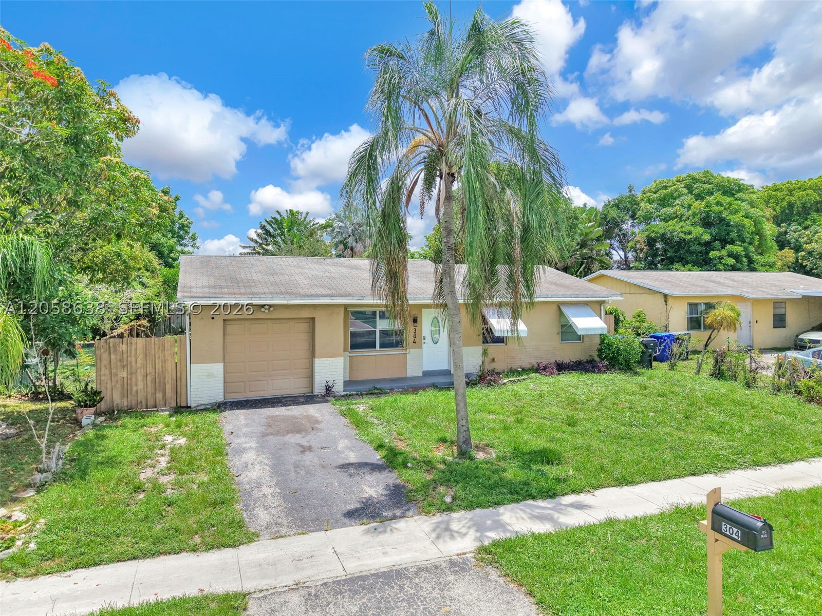 304 SW 77th Ave, North Lauderdale FL 33068