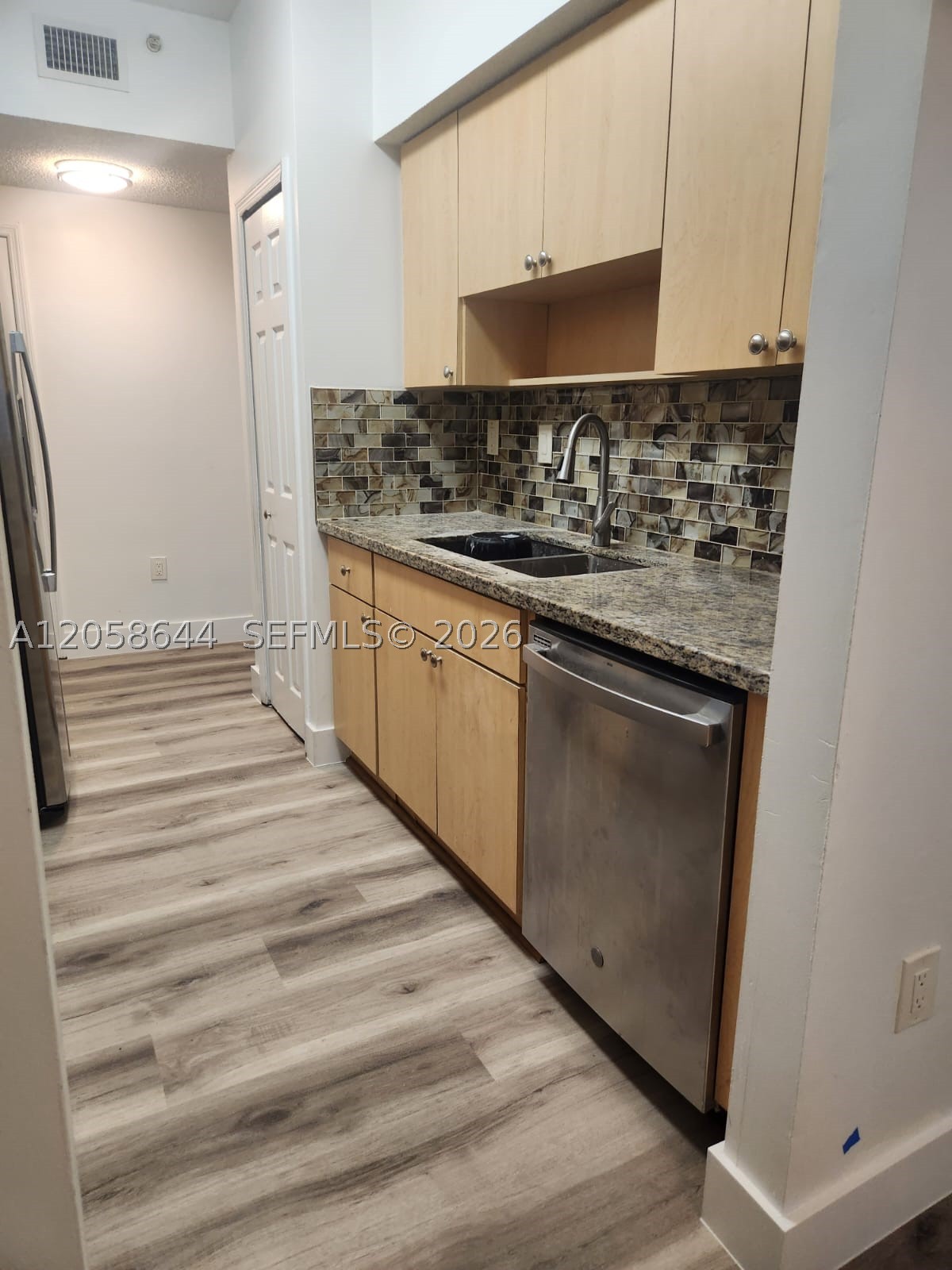 7085 Nova Dr #102, Davie FL 33317