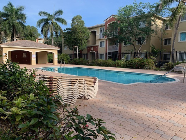 7085 Nova Dr #102, Davie FL 33317