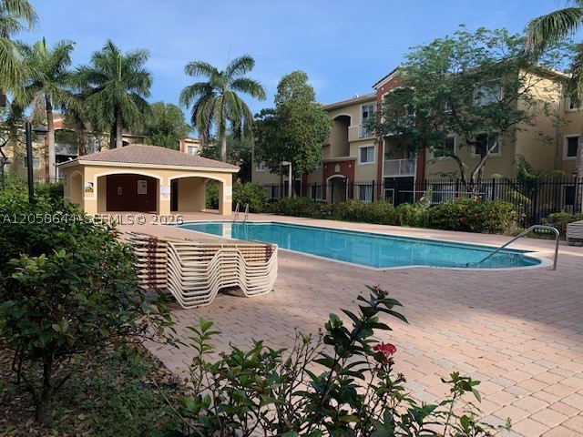 7085 Nova Dr #102, Davie FL 33317