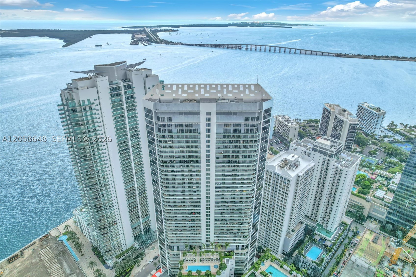 1300 Brickell Bay Dr #2005, Miami FL 33131