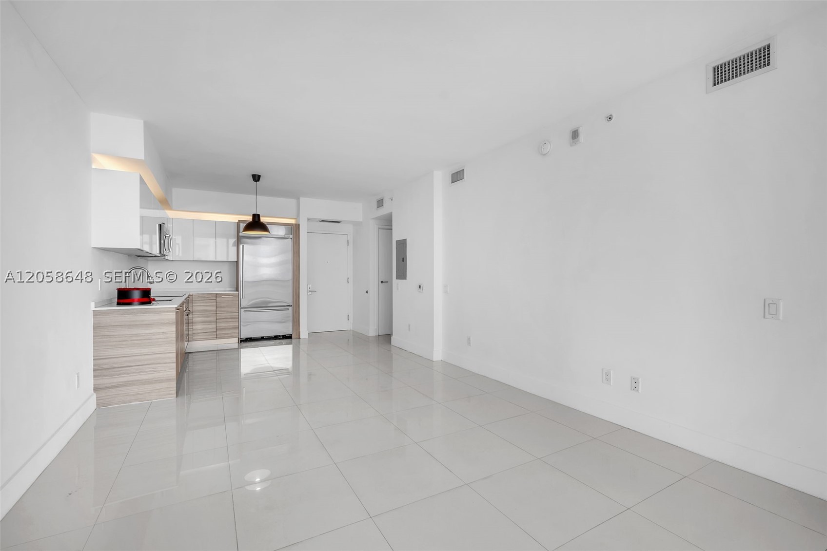 1300 Brickell Bay Dr #2005, Miami FL 33131