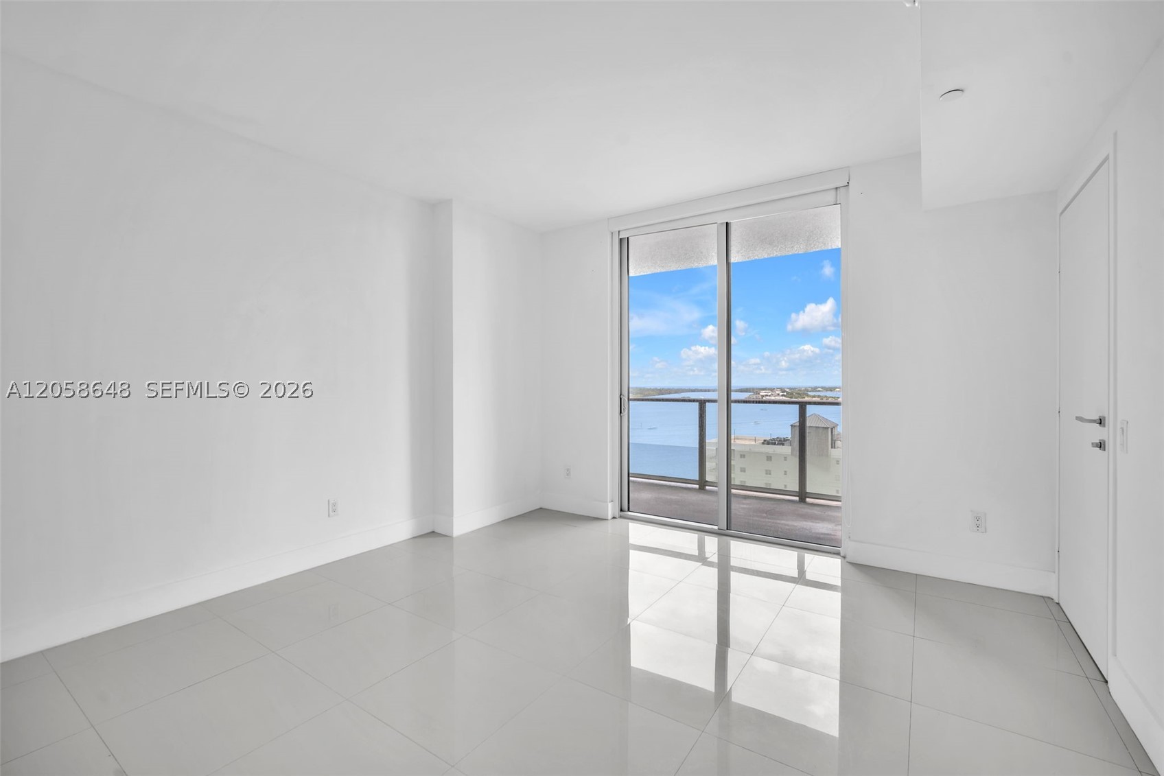 1300 Brickell Bay Dr #2005, Miami FL 33131