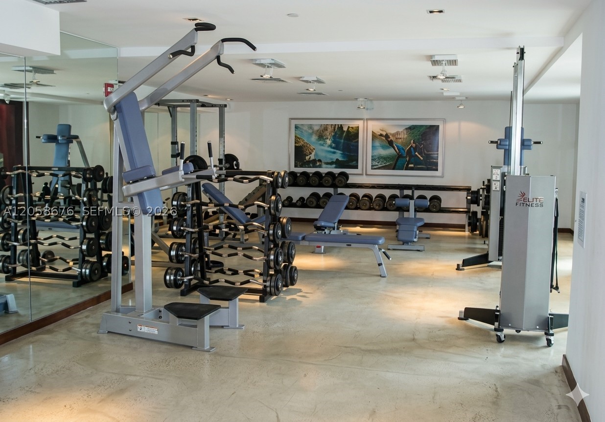 325 S Biscayne Blvd #3314, Miami FL 33131