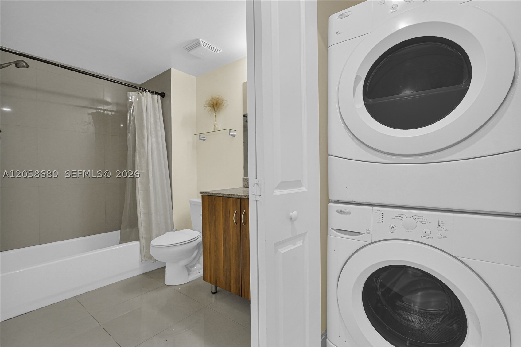 601 NE 23rd St #901, Miami FL 33137