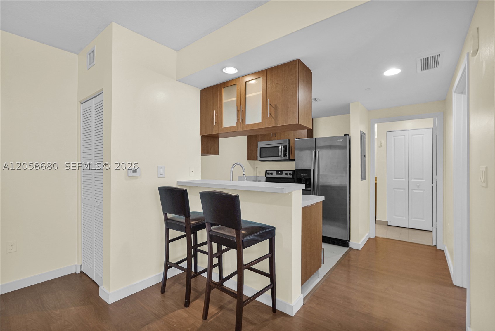 601 NE 23rd St #901, Miami FL 33137