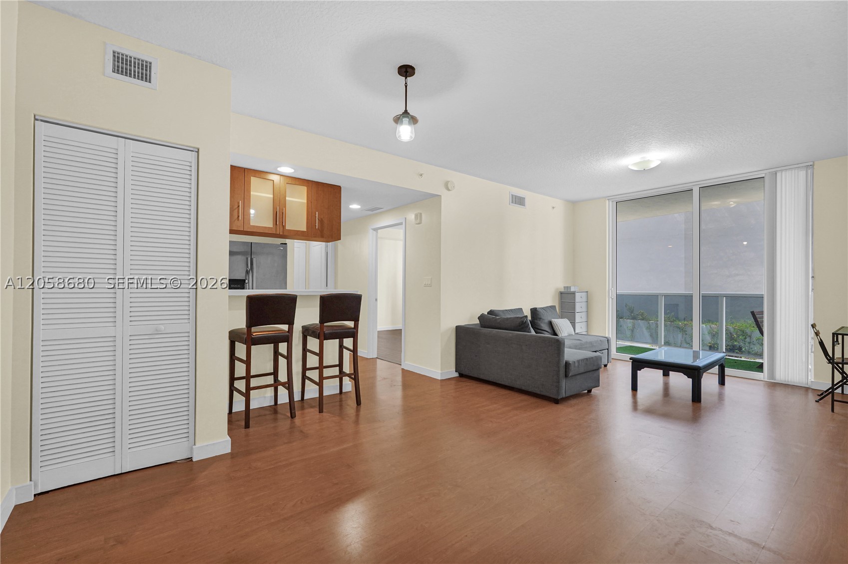 601 NE 23rd St #901, Miami FL 33137