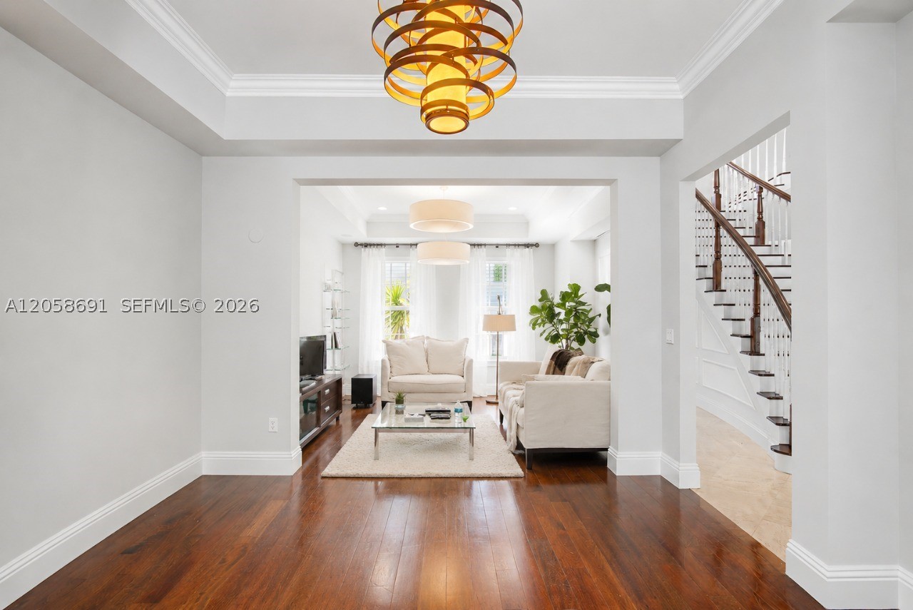 5000 SW 73rd Ter, Miami FL 33143