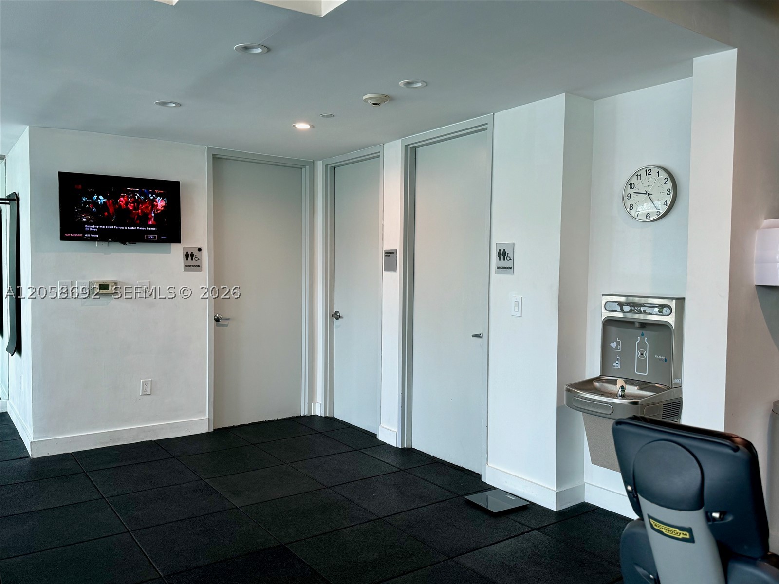 500 Brickell Ave #1407, Miami FL 33131