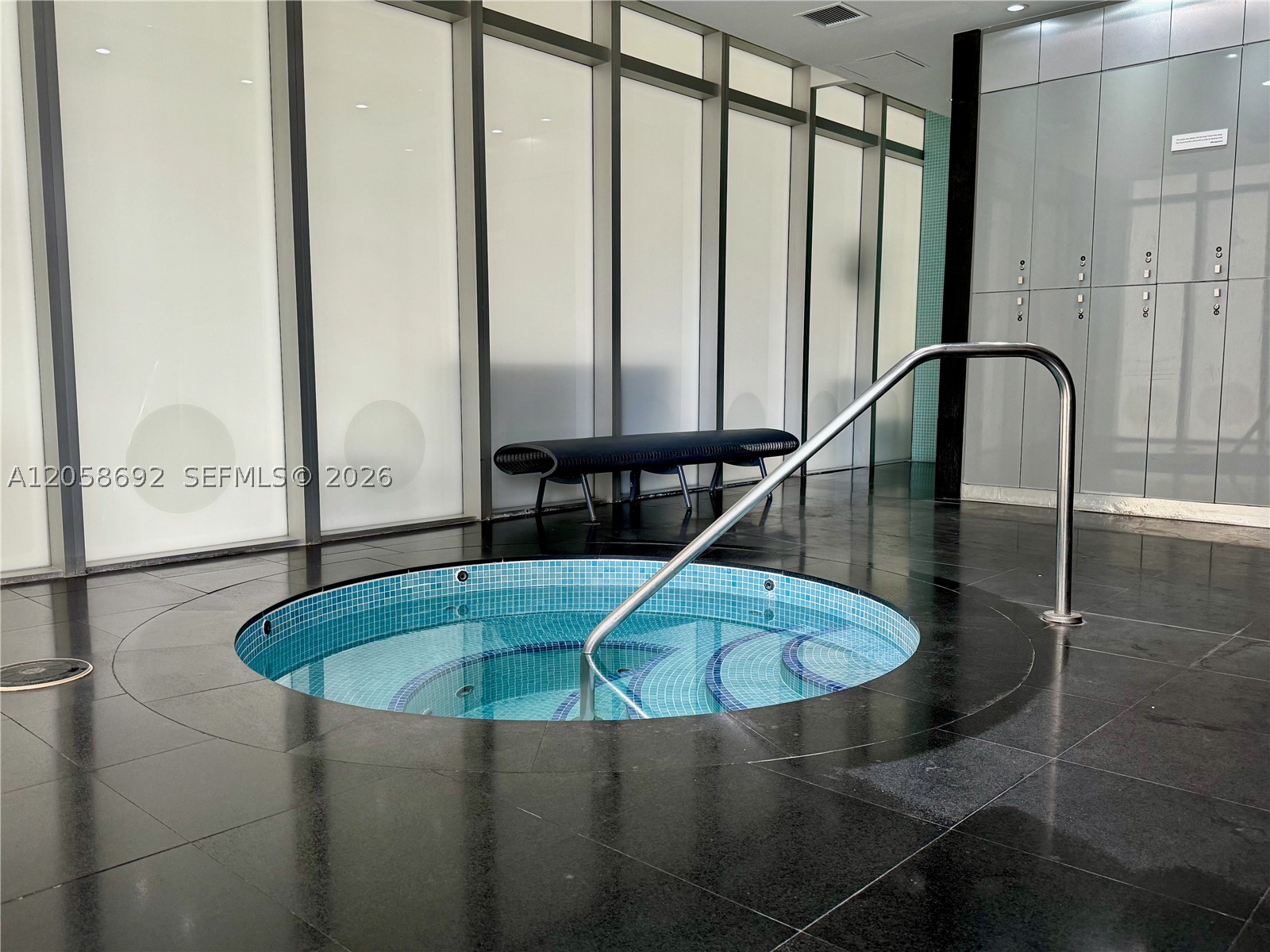 500 Brickell Ave #1407, Miami FL 33131